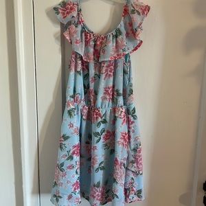 Girl’s spring dress - short sleeve